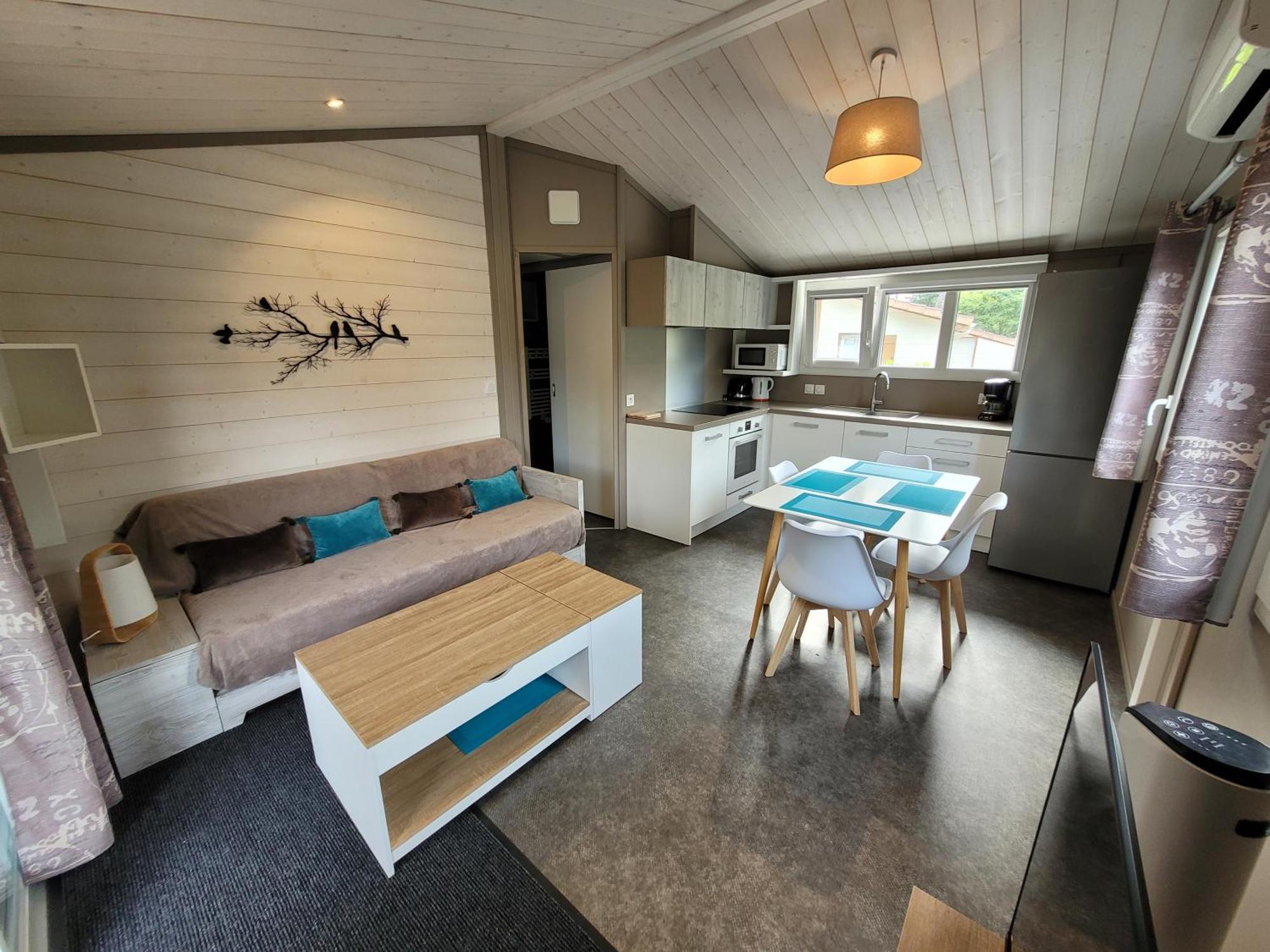 Chalet Familial Entre Lac Et Foret Azur Exterior foto
